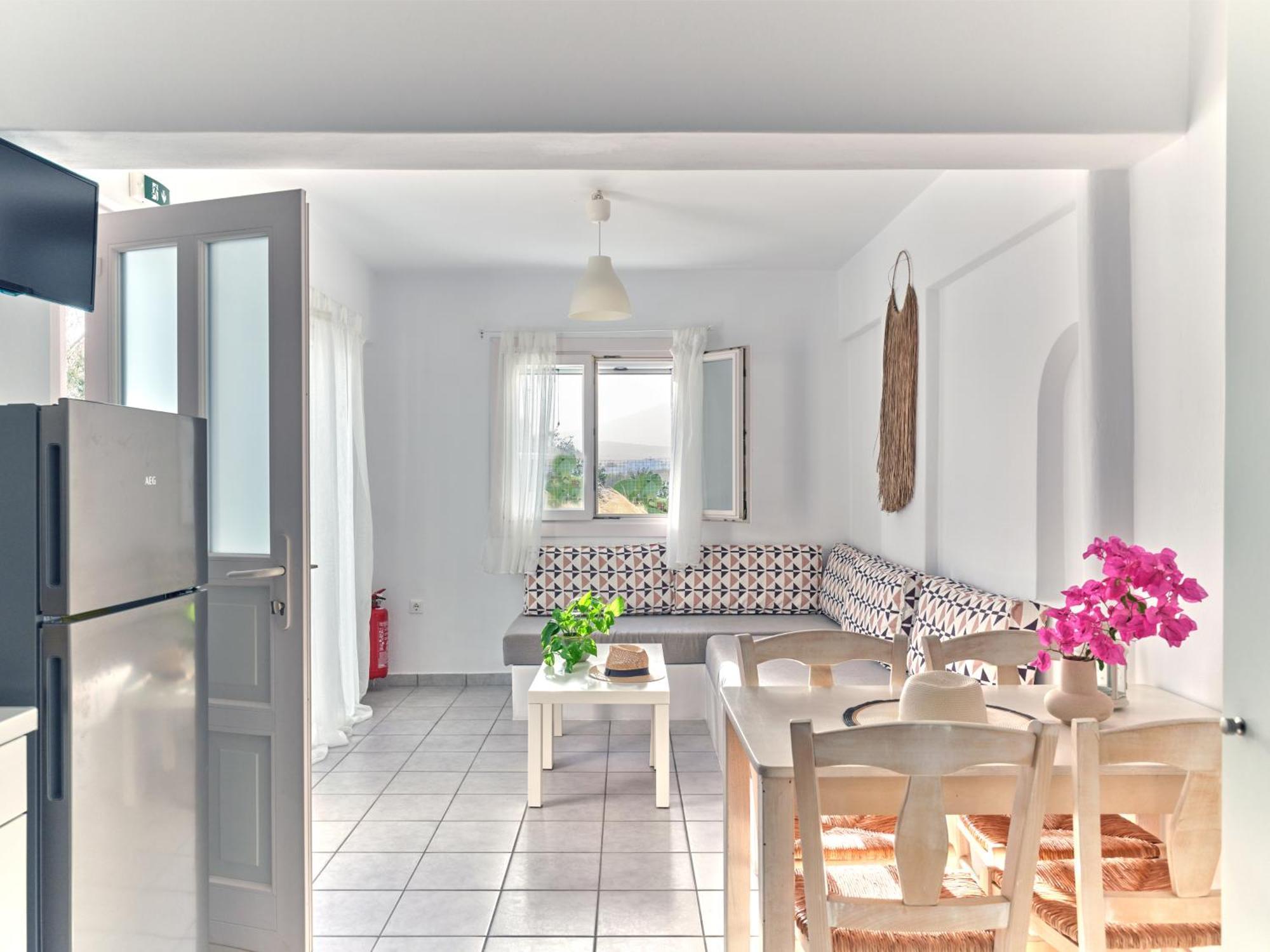 Cleopatra Seaside Homes, Logaras, Paros Piso Livadi Exterior photo