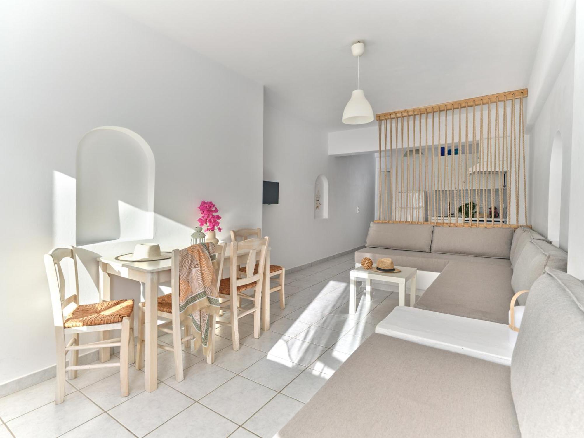 Cleopatra Seaside Homes, Logaras, Paros Piso Livadi Exterior photo