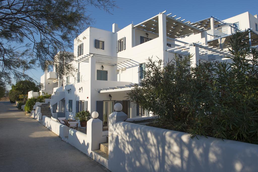 Cleopatra Seaside Homes, Logaras, Paros Piso Livadi Exterior photo