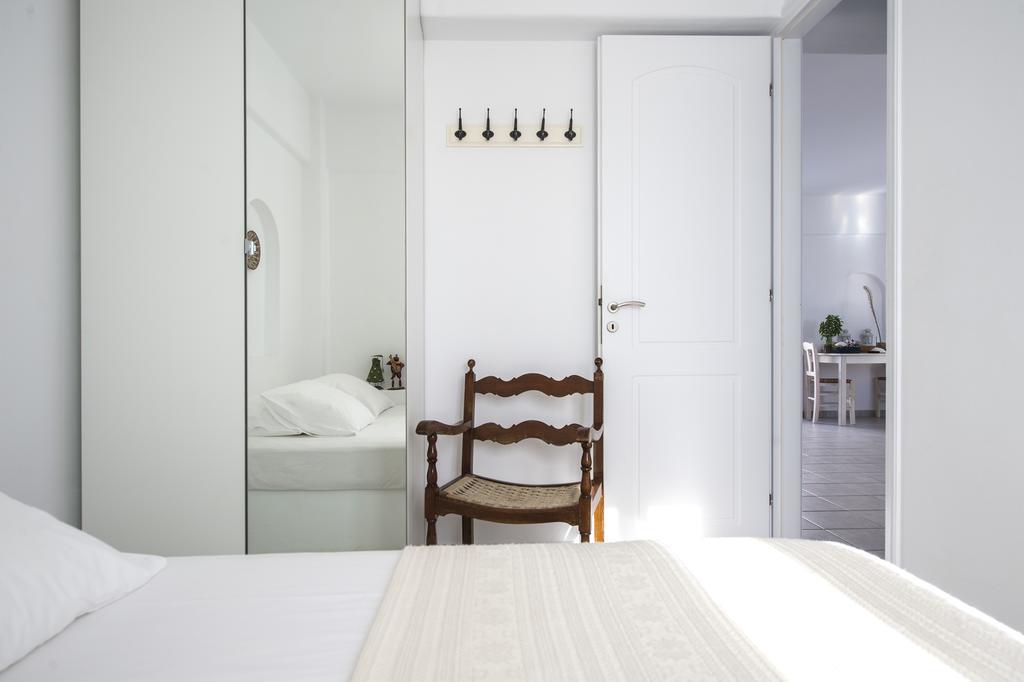Cleopatra Seaside Homes, Logaras, Paros Piso Livadi Exterior photo