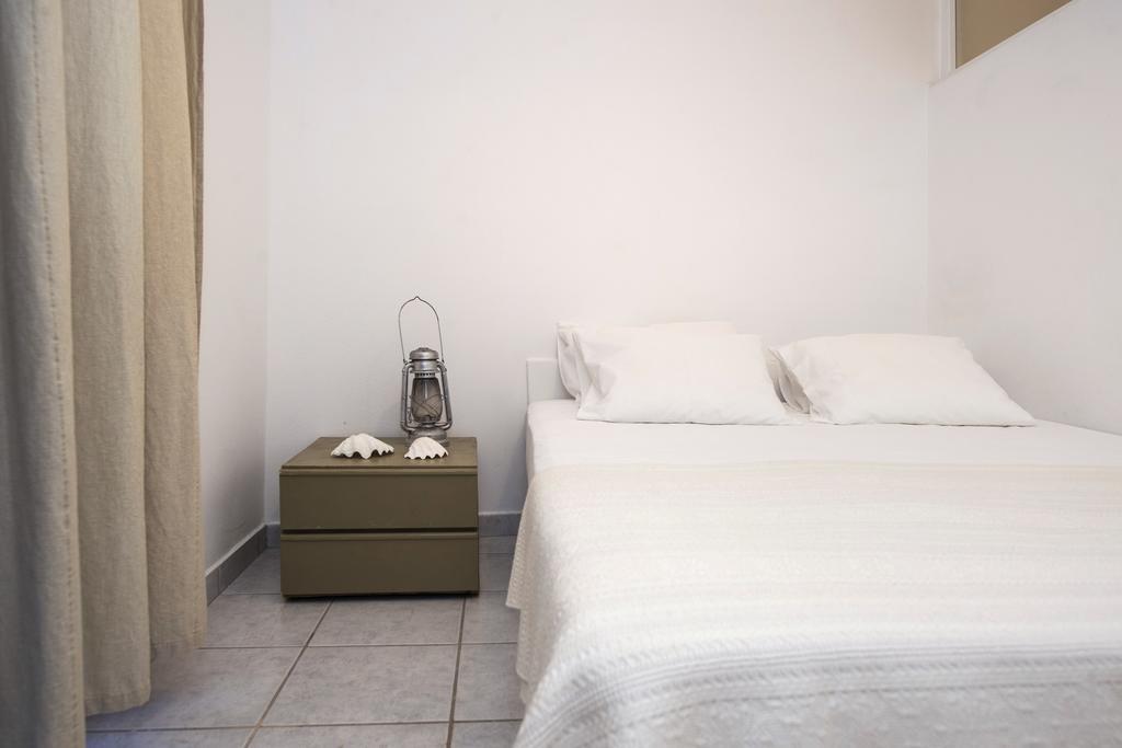 Cleopatra Seaside Homes, Logaras, Paros Piso Livadi Exterior photo
